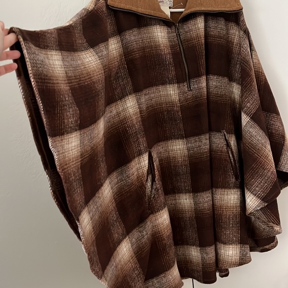 NWOT Free People Woodstock Brushed Poncho - Picture 6 of 7